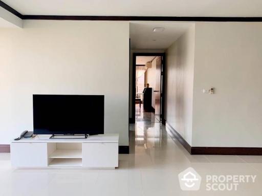 2-BR Apt. near BTS Phrom Phong