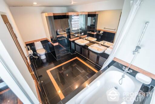 3-BR Apt. near BTS Chong Nonsi (ID 513010)