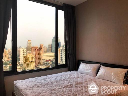 1-BR Condo at Edge Sukhumvit 23 near MRT Sukhumvit