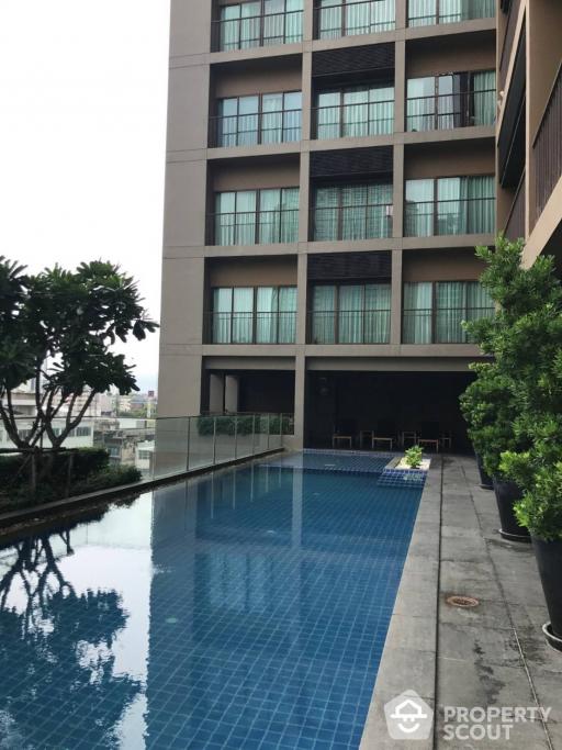 Studio Condo at Noble Refine Prompong near BTS Phrom Phong