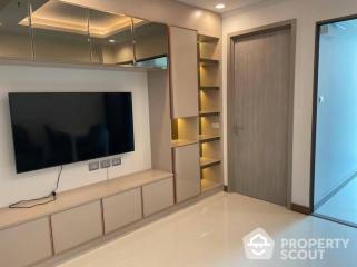 1-BR Condo at Supalai Oriental Sukhumvit 39 near MRT Phetchaburi (ID 405110)