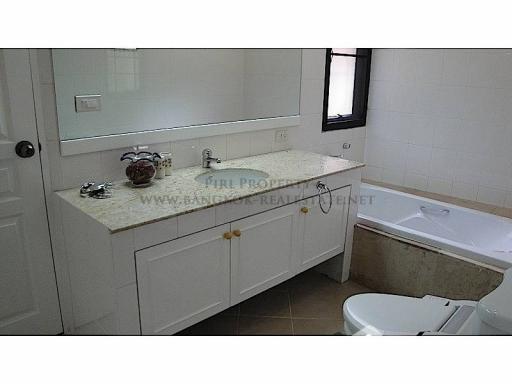 3-BR Apt. near MRT Lumphini (ID 509615)