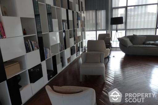 1-BR Condo at Wyne By Sansiri near BTS Phra Khanong