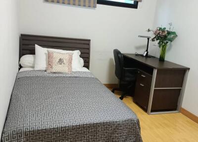 2-BR Condo at Supalai Premier Place Asok near MRT Phetchaburi