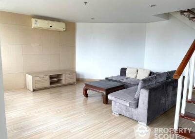 2-BR Apt. near MRT Queen Sirikit National Convention Centre (ID 399925)