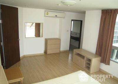 2-BR Apt. near MRT Queen Sirikit National Convention Centre (ID 399923)