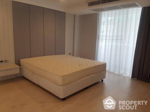 4-BR Condo at Raj Mansion near BTS Phrom Phong (ID 515051)