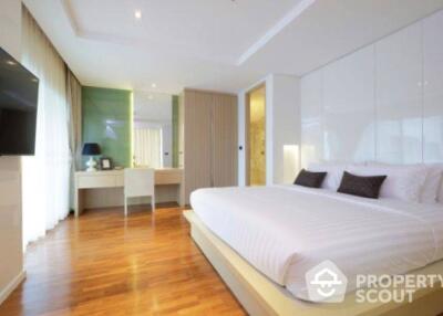 2-BR Serviced Apt. near MRT Sukhumvit