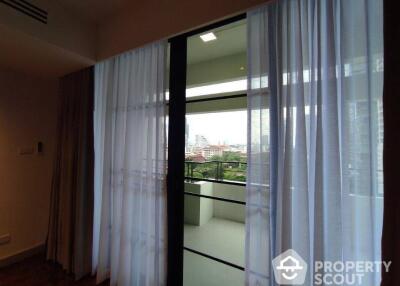 3-BR Apt. near MRT Sukhumvit