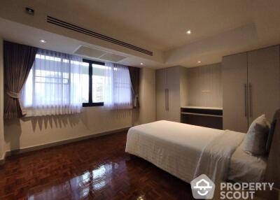 2-BR Apt. near MRT Sukhumvit