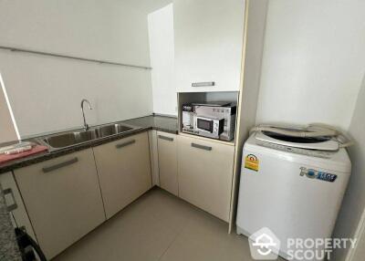 2-BR Condo at Fullerton Sukhumvit near BTS Ekkamai