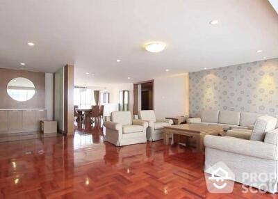 4-BR Apt. near BTS Phrom Phong