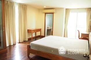 3-BR Apt. near BTS Phloen Chit (ID 511841)