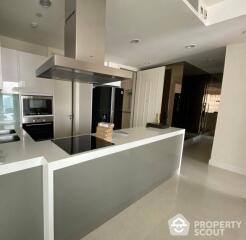 3-BR Condo at Q Langsuan near BTS Ratchadamri