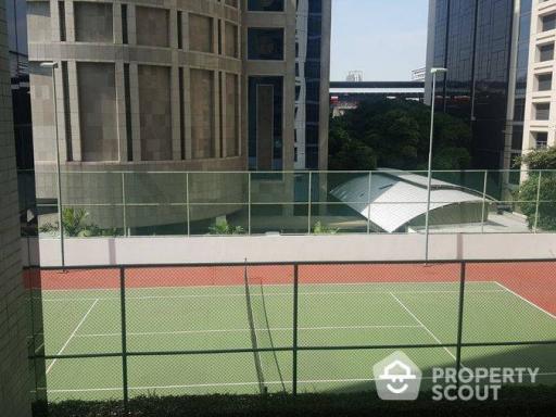 1-BR Condo at Baan Somthavil Condominium near BTS Ratchadamri