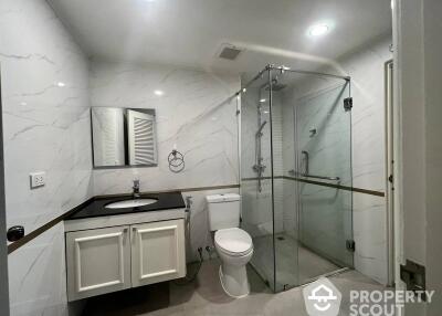 2-BR Apt. near BTS Phrom Phong