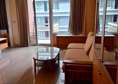 1-BR Condo at Manhattan Chidlom near BTS Chit Lom