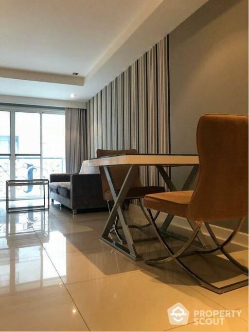 2-BR Condo at Le Nice Ekkamai Condominium near BTS Ekkamai (ID 513823)