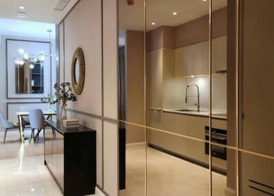 2-BR Condo at Magnolias Waterfront Residences near BTS Saphan Taksin (ID 512053)