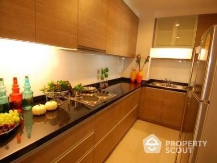 4-BR Apt. near BTS Thong Lor