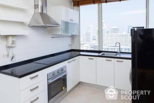 3-BR Condo at Hampton Thonglor 10 near BTS Thong Lor (ID 513443)