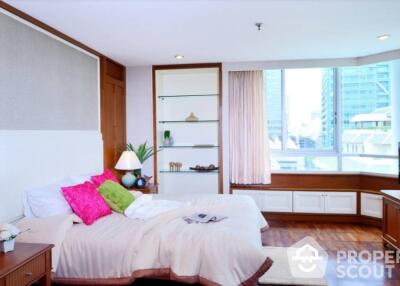 2-BR Condo at Suan Phinit Place near BTS Chong Nonsi (ID 399891)