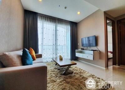 1-BR Condo at Menam Residences near BTS Saphan Taksin (ID 514719)