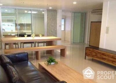 4-BR Townhouse near BTS Phrom Phong (ID 479742)