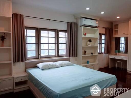 4-BR Townhouse near BTS Phrom Phong (ID 479742)