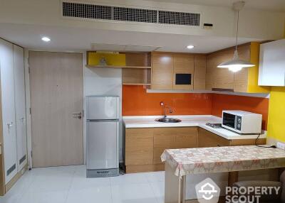 1-BR Condo at Focus On Saladaeng Condominium near MRT Si Lom (ID 551345)