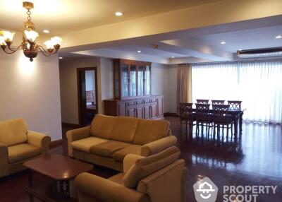 3-BR Apt. near BTS Phloen Chit (ID 512081)