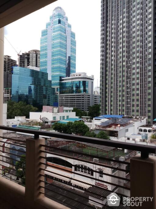 3-BR Apt. near BTS Phloen Chit (ID 512081)