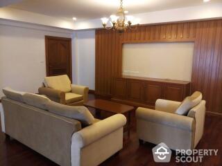 3-BR Apt. near BTS Phloen Chit (ID 512081)