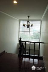 4-BR Apt. near BTS Phloen Chit (ID 511837)