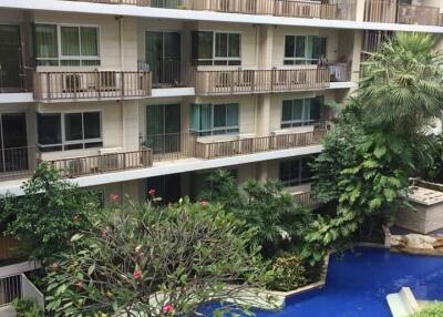 2-BR Condo at The Clover Thonglor Residence near BTS Thong Lor