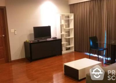 1-BR Condo at Baan Na Varang Condominium near BTS Chit Lom