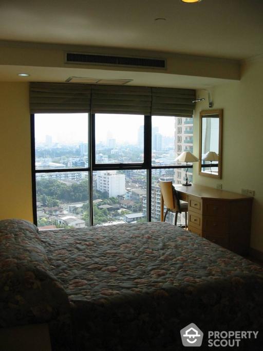 2-BR Condo at Sathorn Gardens near MRT Si Lom (ID 511539)