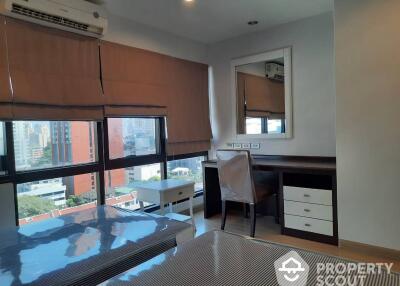 2-BR Condo at Prasarnmit Place near MRT Sukhumvit