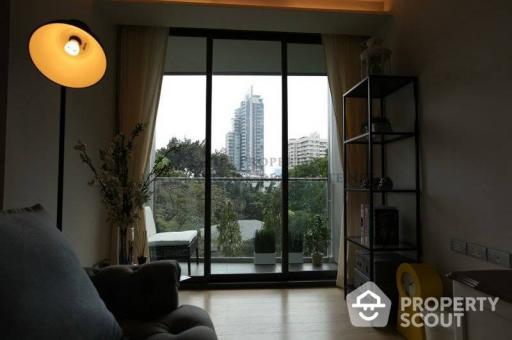 1-BR Condo at Via 49 near BTS Phrom Phong (ID 515341)