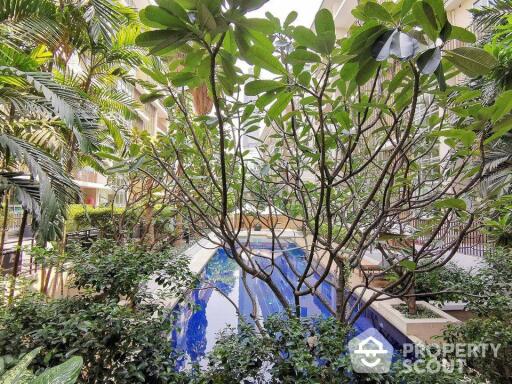 2-BR Condo at The Clover Thonglor Residence near BTS Thong Lor