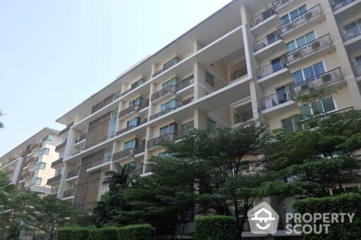 2-BR Condo at The Clover Thonglor Residence near BTS Thong Lor