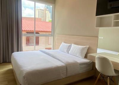 1-BR Serviced Apt. near MRT Queen Sirikit National Convention Centre (ID 415770)