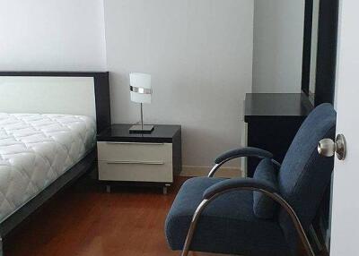 2-BR Condo at Baan Siri Sukhumvit 10 Condominium near BTS Nana