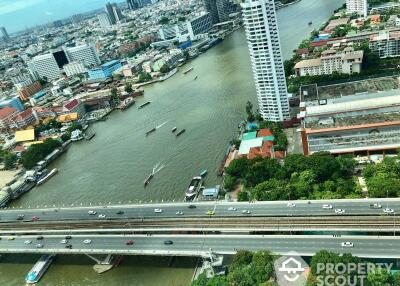 1-BR Condo at The River Condominium near BTS Saphan Taksin