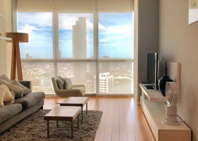 1-BR Condo at The River Condominium near BTS Saphan Taksin