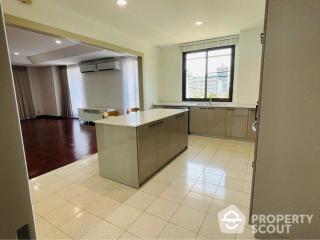 3-BR Apt. near BTS Phrom Phong