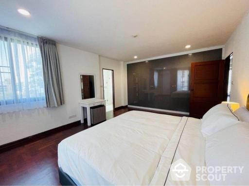 3-BR Apt. near BTS Phrom Phong