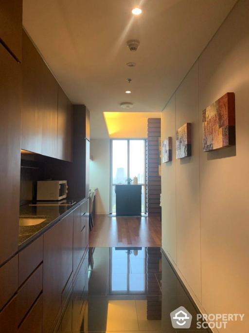 1-BR Condo at Hansar Bangkok Hotel near BTS Ratchadamri