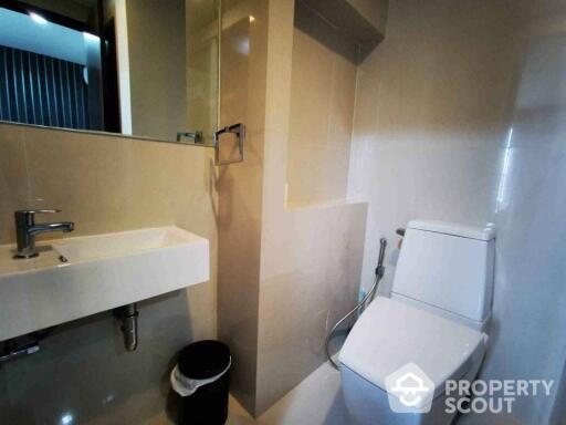 1-BR Condo at Rhythm Sukhumvit 44/1 near BTS Phra Khanong