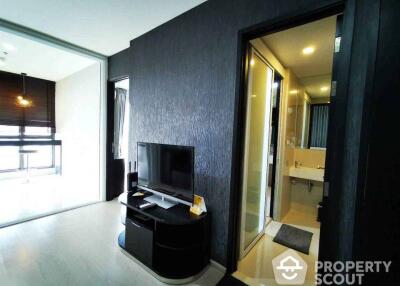 1-BR Condo at Rhythm Sukhumvit 44/1 near BTS Phra Khanong